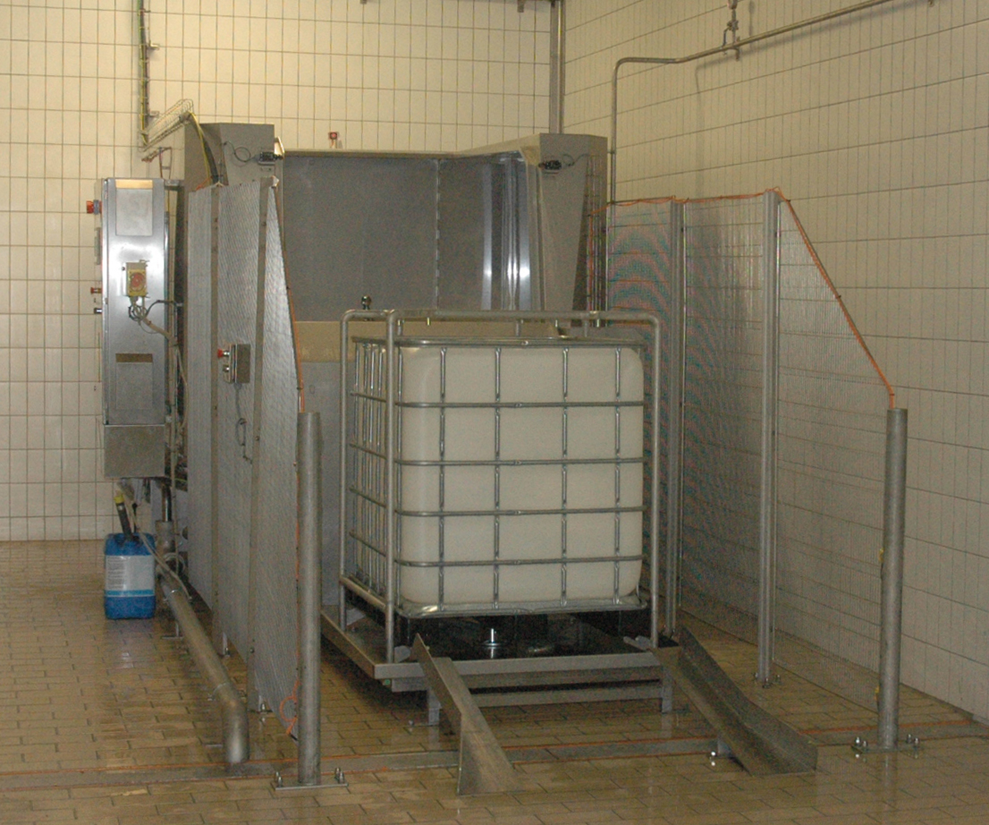 Cretel container washer meat