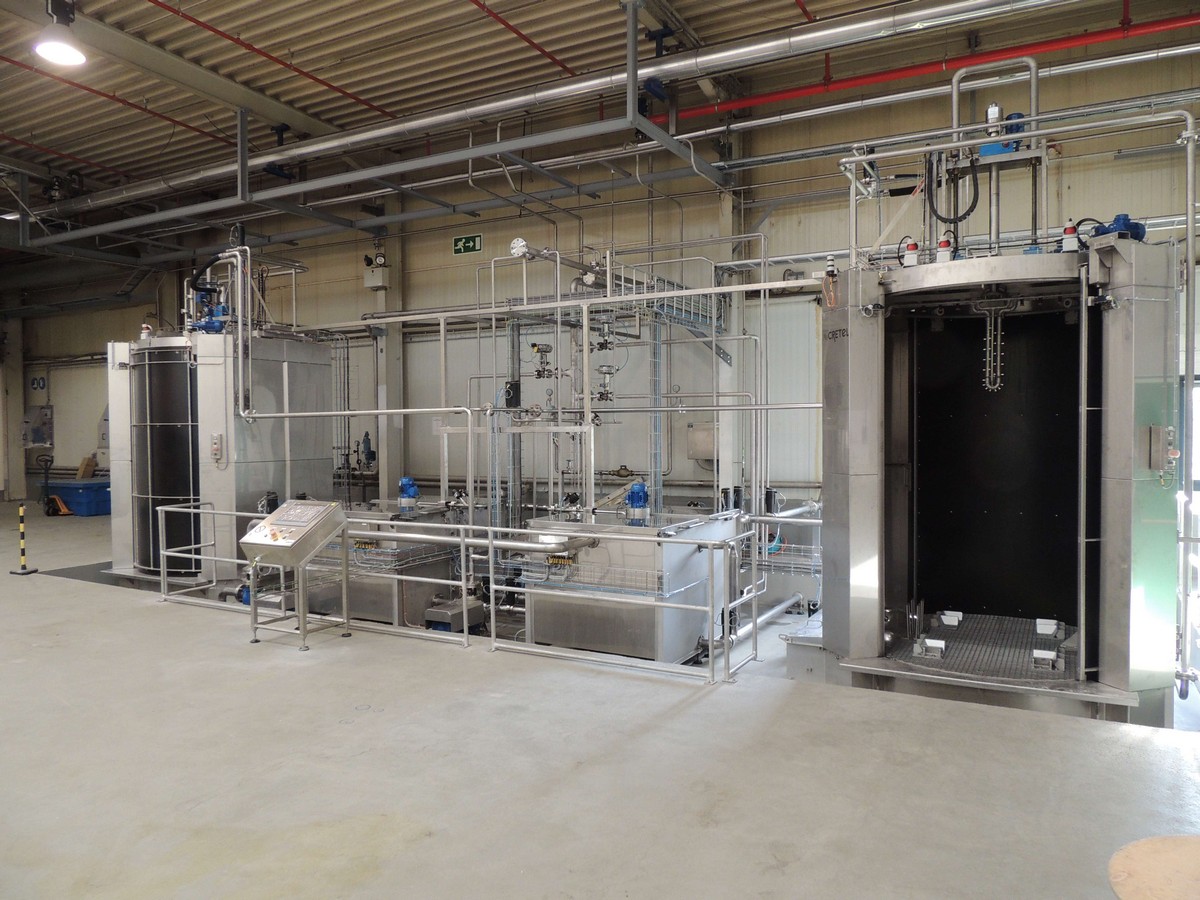 Cretel customised rack washer perfume industry